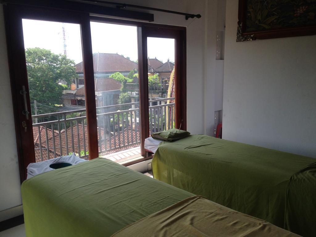 Ubud Market Hostel Exterior photo